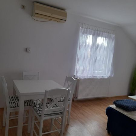 Apartman Giovanni Aranđelovac Exteriér fotografie