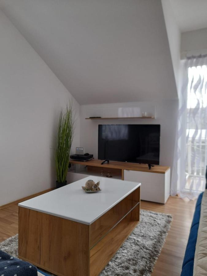 Apartman Giovanni Aranđelovac Exteriér fotografie