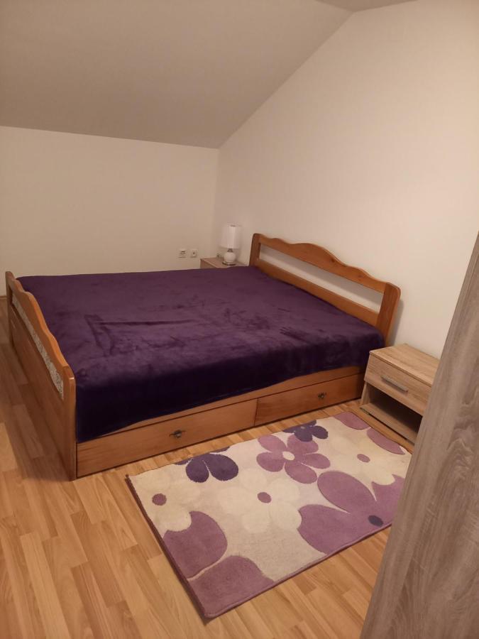 Apartman Giovanni Aranđelovac Exteriér fotografie